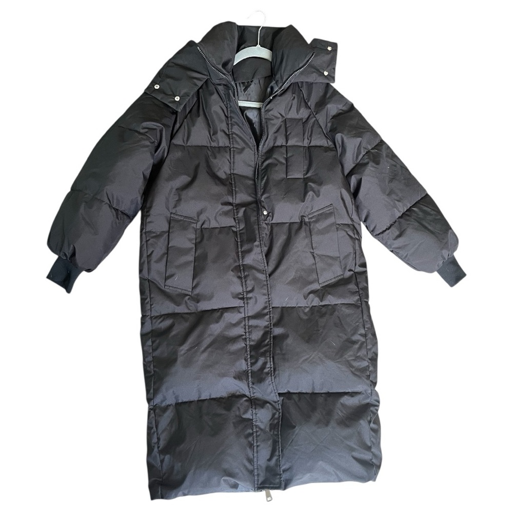 Women’s Long Black Puffer Jacket Coat with Hood Size Small Cold Weather
